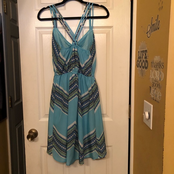 Vanity Sleeveless Crisscross Sundress B14 - Picture 2 of 8